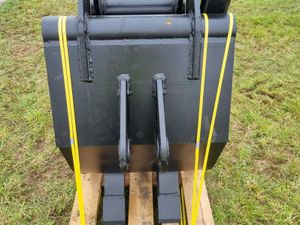 10-14 ton & 20 ton demolition grabs - Image 4