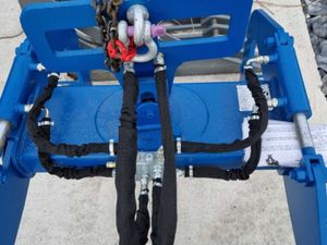 Hydraulic block grabs - Image 3