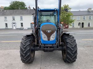 2015 Landini 5-110H with Loader - Image 2
