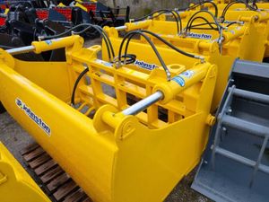 JCB Q Fit brackets - Johnston shear grabs - Image 2