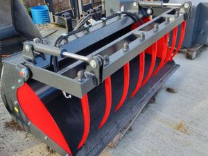 Bucket grabs -Tractor/Telehandler - Image 2