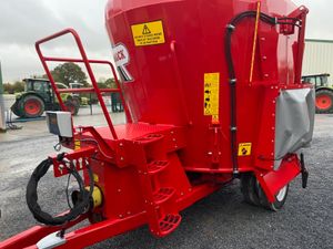 Redrock 14 cube tub feeder - Image 4