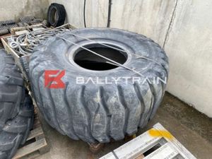 Dunlop 30 x 25 Earthmover Tyre - Image 2