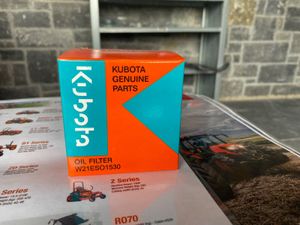 Kubota Hydraulic Oil Filter F Series - Image 2