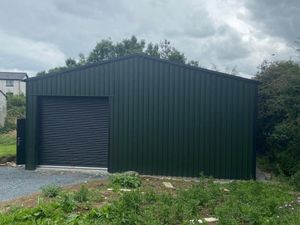 !!!47x30x14!!! FULLY SHEETED WITH DOORS!!! - Image 2