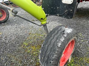 Claas Liner 2700 - Image 4