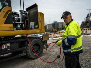 Dynaset Hydraulic Compressor - Image 3