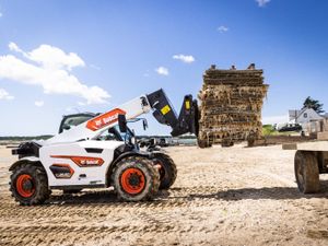 Bobcat TL25.60 Super Compact Telehandler - Image 4