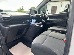 2020 Peugeot Partner Professional Plus 1.5 BlueHDi - Image 4