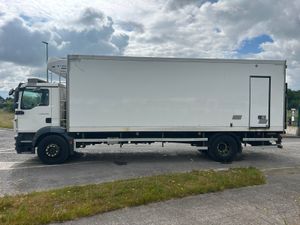 152 Man Fridge - Image 4