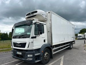 151 Man Fridge - Image 3