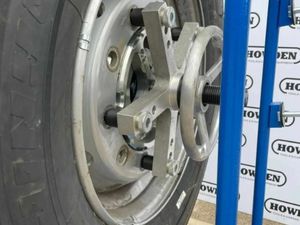 Ravaglioli Truck Wheel Balancer Hgv 230v - Image 3