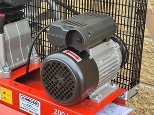 Howden 200 L Electric Belt Drive Air Compressor - Image 3