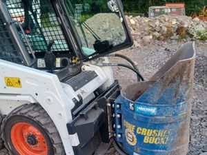 Auger Torque Cone Crusher Bucket - Image 2