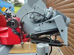 HTM 2 Speed Bandsaw 21" x 11"|2 Way Swivel Head - Image 4