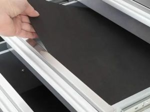 Durable Stainless Steel Toolchest Workbench - Image 4