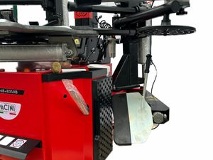 Fully Automatic Tyre Changer With Dual Assist Arms - Image 2