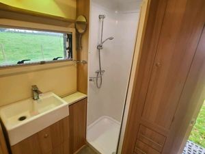 Log cabin modular home - Image 4