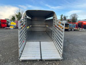 Ifor Williams 14FT Tri Axle Cattle Trailer - Image 3