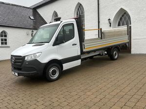2020 Mercedes-Benz Sprinter Dropside with Taillift - Image 4
