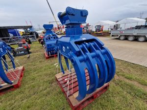 McQuaid Hydraulic 14t grabs - Image 3