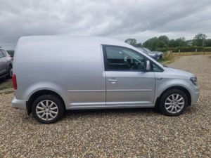 Volkswagen Caddy 2.0 TDi C / Line - Image 4
