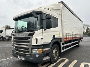 2018 Scania P250 Sleepercab with 27 1/2 Ft Curtain - Image 2
