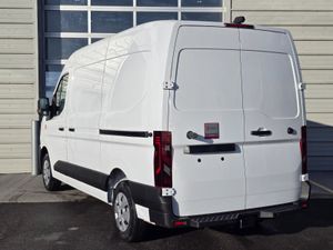 Renault Master L2H2 Red Edition 150BHP - Image 4