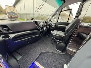 Ferqui Sunrise 33 Seater + D - Image 3