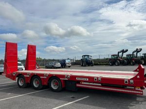 Redrock Tri Axle Low Loaders - Image 2