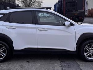 2022 Hyundai KONA Mild Hybrid New Model - Image 3