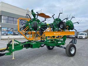 Malone 6 Rotor Trailed Tedder 0% Finance - Image 3