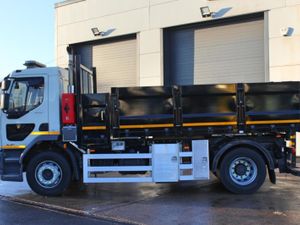 2022 DAF LF 260 18-TON 3-WAY TIPPER - Image 4