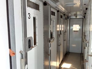 2011 Renault Midlum 180.18 Truck - Image 4