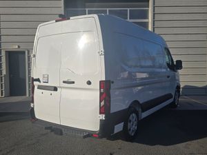 Renault Master E Tech Red Edition L2H2 - Image 3