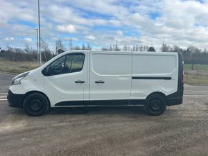 Renault Traffic - Image 4