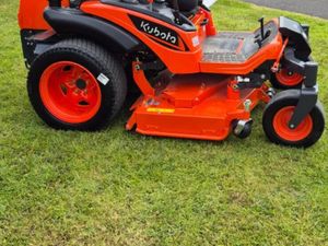 New Kubota ZD1211 Zero Turn lawnmower - Image 4