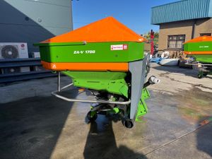 New Amazone ZAV Fertilizer Spreader Tams 3Approved - Image 3
