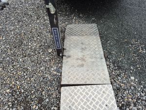 12V HOIST LIFT - Image 2