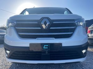 Renault Trafic Sport - Image 3