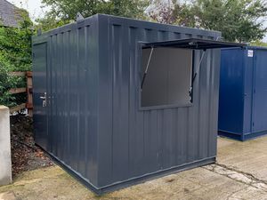 Coffee Kiosk 10ft x 8ft Container - Image 3