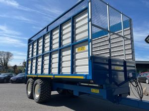 16 /18 /20 ft Donnelly Silage Trailers - Image 4