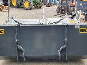 NC 7 Foot Bucket Brush with Tractor Euro - Image 2