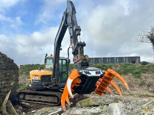 MDE SX Hydraulic Grabs - Image 2