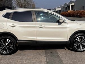 2021 Nissan Qashqai SV Premium Van - Image 3