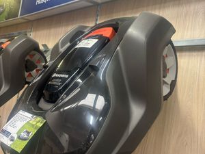 Robotic Lawnmowers - Image 3