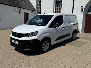 2021 Peugeot Partner Professional Plus 1.5 100bhp - Image 3