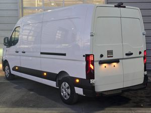 Renault Master Red Edition L3H2 - Image 4