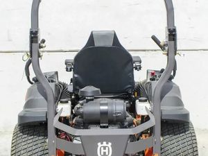 Demo Husqvarna 560X Zero Turn Lawnmower - Image 4