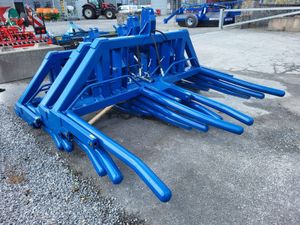 Dowd Hydrualic Bale Lifters - Image 3